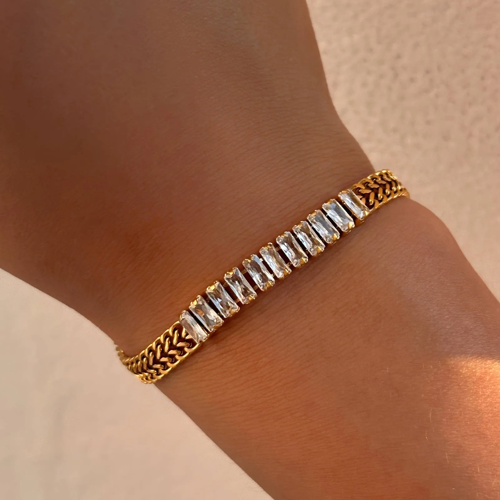 Bratara placata cu aur 18K cu lant dublu 2